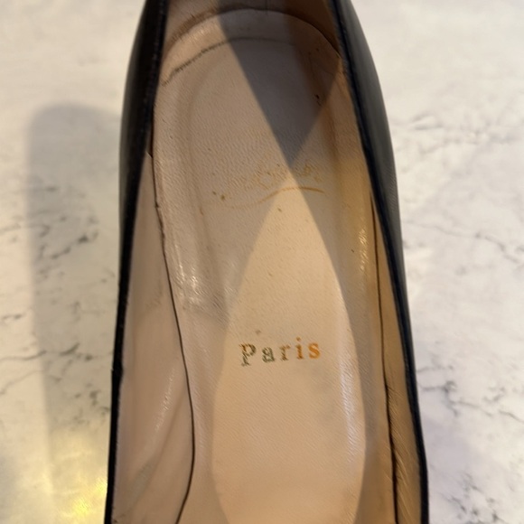 Authentic Christian Louboutin black heels size 37.5/US 7-7.5 - Picture 5 of 7